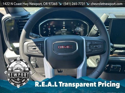 New 2026 GMC Sierra 1500 SLE w/ X31 Off-Road Package AWD/4WD image 18