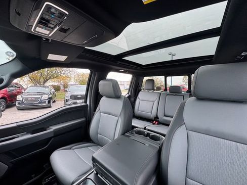 New 2025 Ford F150 Lightning Lariat image 24