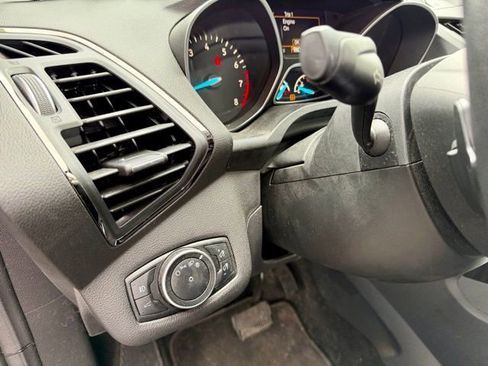 Used 2017 Ford Escape Titanium image 25