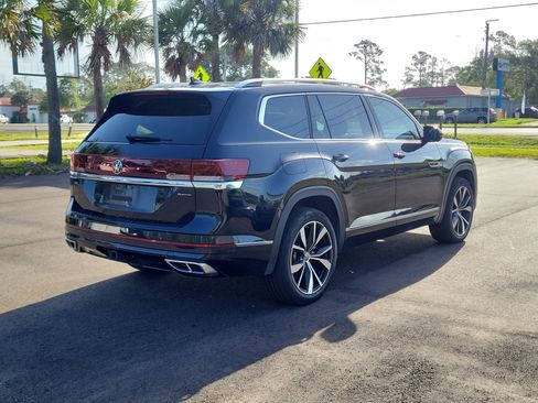 Used 2024 Volkswagen Atlas SEL Premium R-Line AWD/4WD image 6