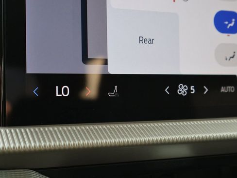 New 2026 Ford Explorer Active image 37