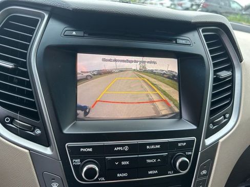 Used 2018 Hyundai Santa Fe Sport w/ 2.4L Value Package 02 FWD image 9