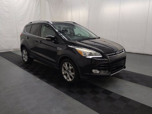 Used 2014 Ford Escape Titanium w/ Equipment Group 401A FWD image 13