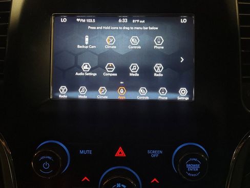 Used 2021 Jeep Grand Cherokee Laredo RWD image 25
