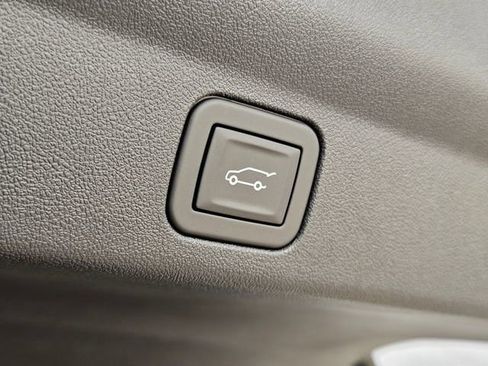 New 2025 Cadillac Escalade IQ Sport 2 image 31