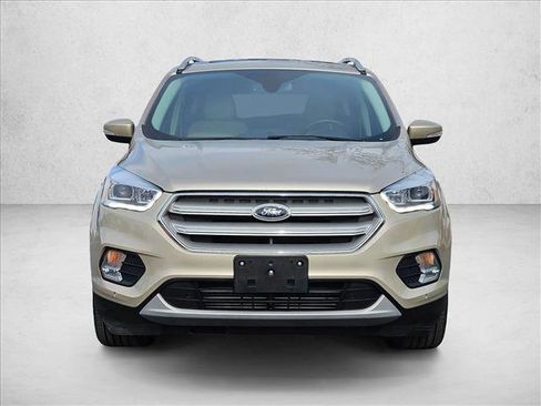 Used 2018 Ford Escape Titanium image 2