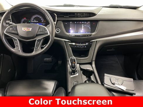 Used 2017 Cadillac XT5 Luxury w/ Driver Awareness Package image 2