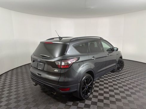 Used 2018 Ford Escape SE w/ SE SYNC Package FWD image 29