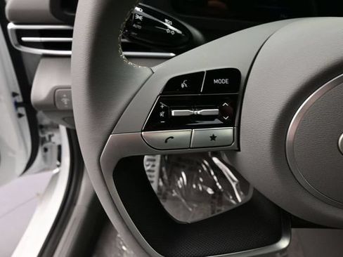 New 2026 Hyundai Elantra SEL Sport Premium FWD image 18