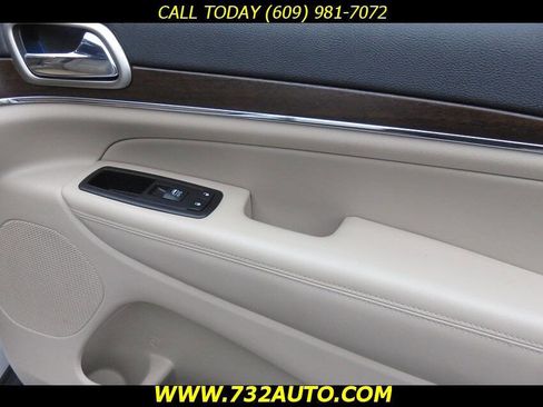 Used 2015 Jeep Grand Cherokee Limited image 15