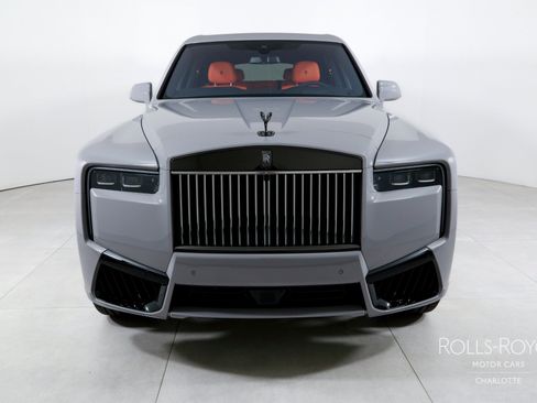 New 2027 Rolls-Royce Cullinan Black Badge AWD/4WD image 7