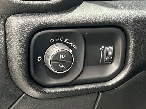 Used 2024 RAM 2500 Big Horn image 17