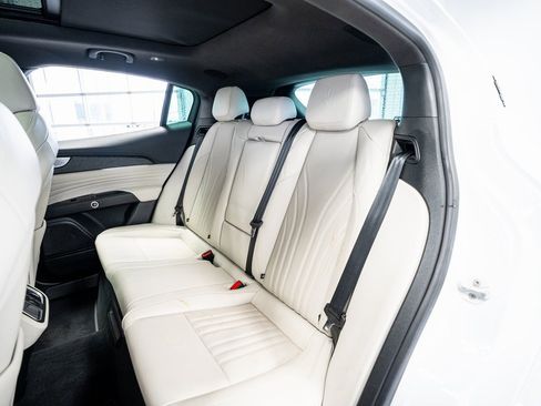 Used 2023 Maserati Grecale Modena image 52