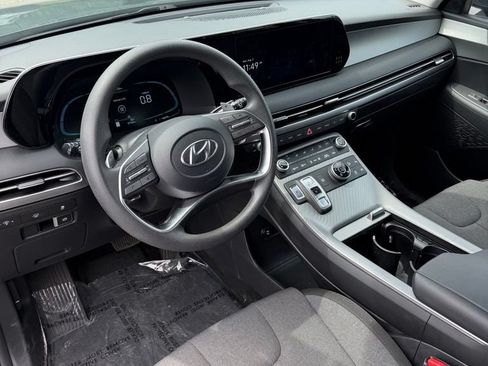 Used 2023 Hyundai Palisade SE AWD/4WD image 9