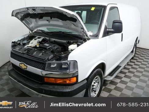 Used 2018 Chevrolet Express 2500 Work Van w/ Driver Convenience Package image 24