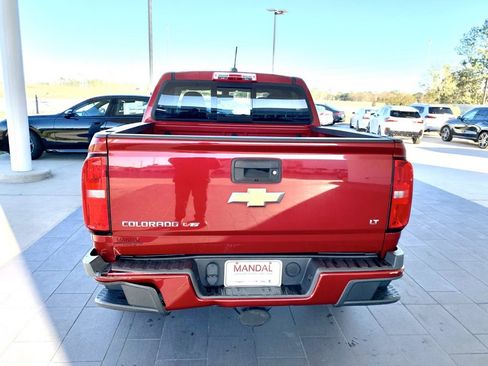 Used 2017 Chevrolet Colorado LT w/ LT Convenience Package image 6