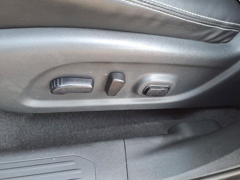 Used 2023 Nissan Murano SV image 16