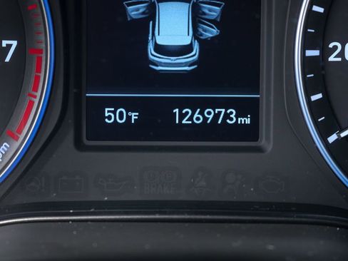 Used 2019 Hyundai Kona SE w/ Cargo Package image 11