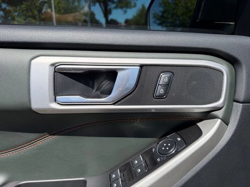 Used 2022 Ford Explorer Timberline AWD/4WD image 12