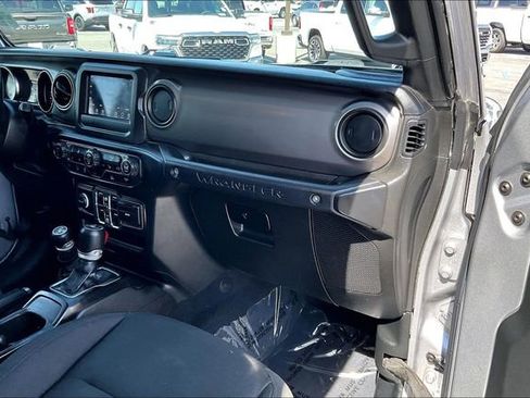 Used 2021 Jeep Wrangler Unlimited Sport AWD/4WD image 16