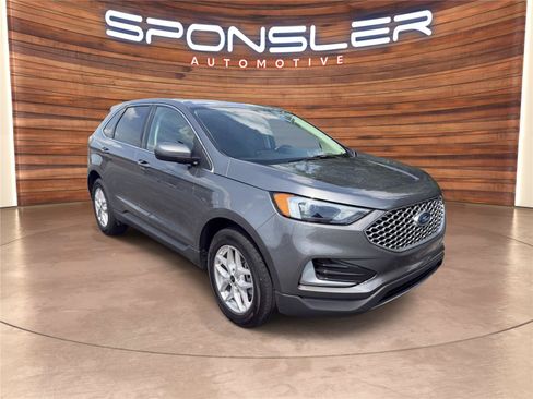 Certified 2024 Ford Edge SEL AWD/4WD image 7