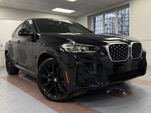 Used 2022 BMW X4 xDrive30i w/ M Sport Package 2 AWD/4WD image 1