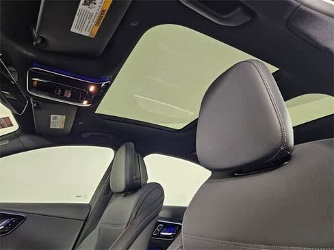 Certified 2025 Mercedes-Benz C 300 4MATIC Sedan image 19