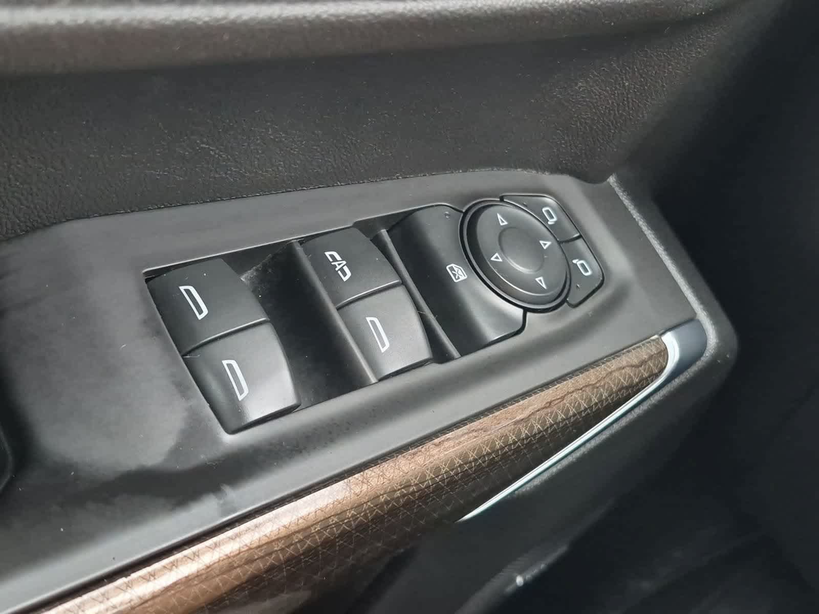 Used 2021 Chevrolet Silverado 1500 RST w/ Convenience Package II AWD/4WD image 28