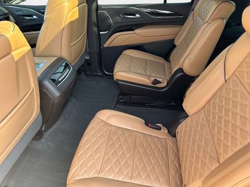 Certified 2023 Cadillac Escalade Sport w/ LPO, ONYX Package AWD/4WD image 16