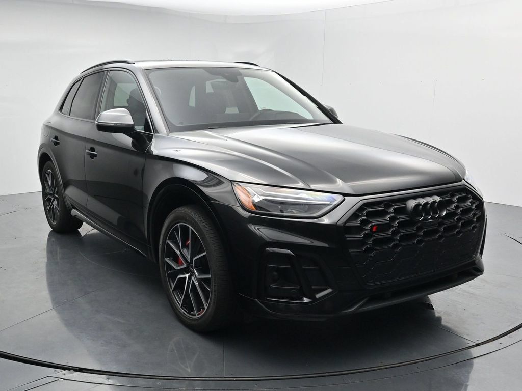 Used 2024 Audi SQ5 Premium Plus AWD/4WD image 2