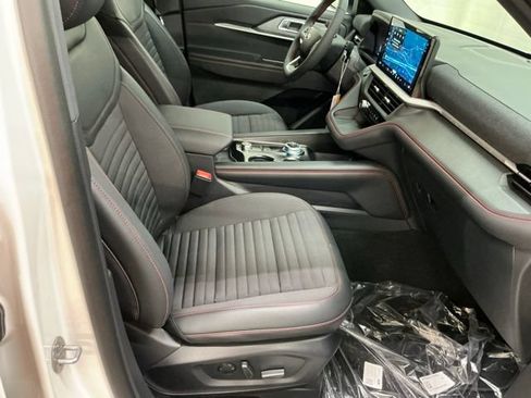 New 2026 Ford Explorer ST-Line w/ ST-Line Street Pack AWD/4WD image 23