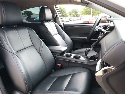 Used 2017 Toyota Avalon XLE w/ Carpet Mat Package FWD image 28