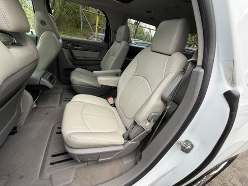 Used 2017 GMC Acadia Limited SLT image 26