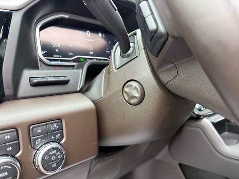 Used 2023 GMC Sierra 1500 Denali w/ Denali Reserve Package AWD/4WD image 47