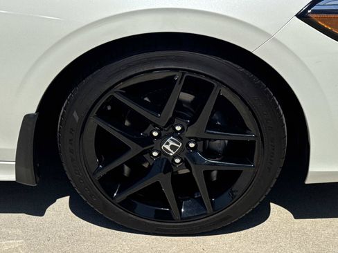 Certified 2024 Honda Civic Sport image 30