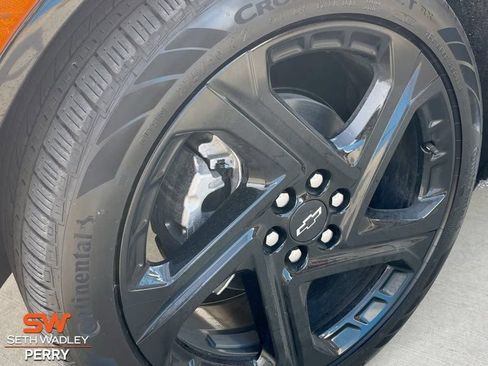 New 2025 Chevrolet Equinox EV RS FWD image 10