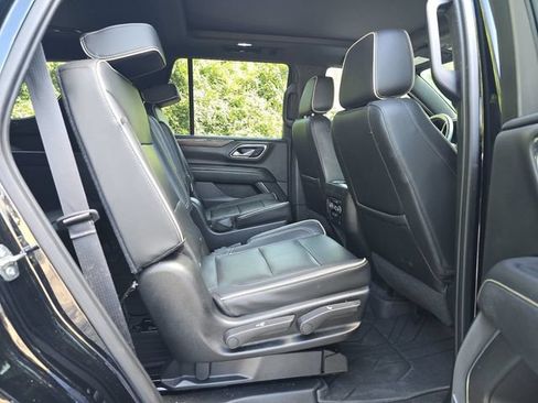 Used 2021 Chevrolet Tahoe Premier w/ Premium Package AWD/4WD image 27