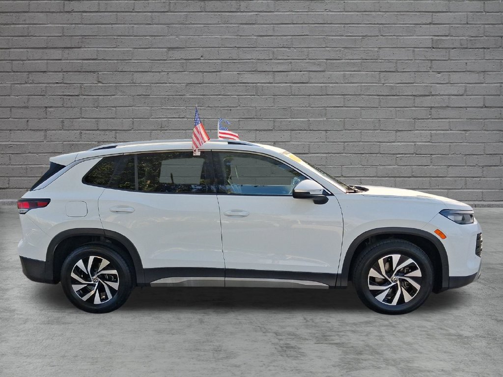Used 2026 Volkswagen Tiguan S FWD image 13