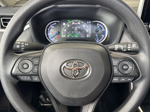 Certified 2025 Toyota RAV4 XLE w/ Convenience Package AWD/4WD image 23