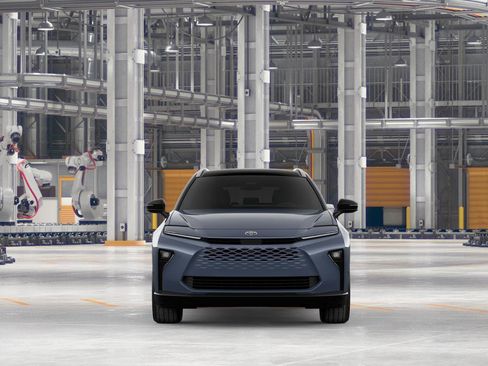 New 2026 Toyota Crown Signia AWD/4WD image 2