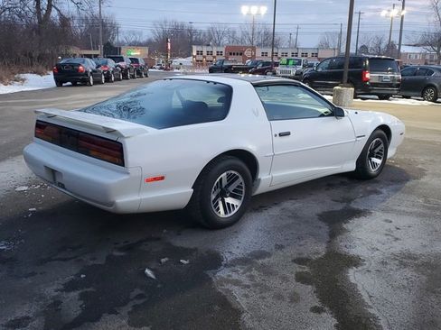 Used 1991 Pontiac Firebird Base image 6