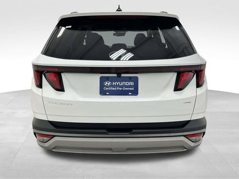 Certified 2025 Hyundai Tucson SEL AWD/4WD image 4