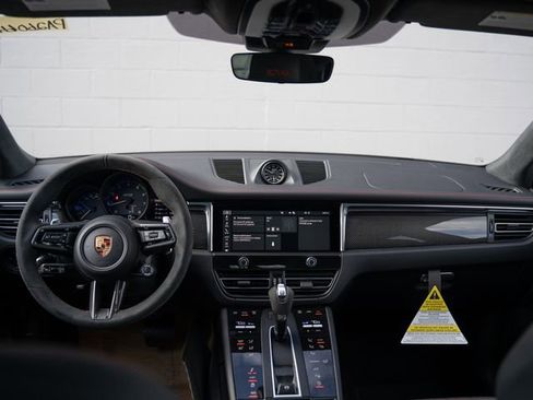 New 2026 Porsche Macan GTS image 20