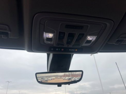 Used 2023 GMC Sierra 3500 Denali w/ Denali Black Diamond Edition image 37