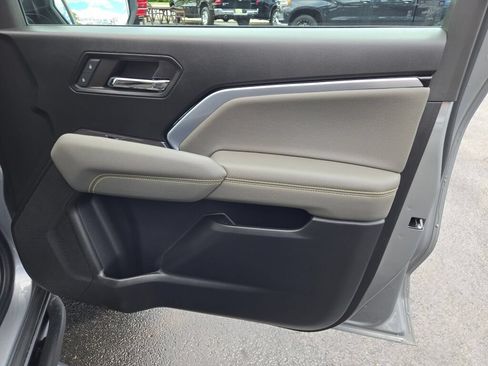 Certified 2024 Chevrolet Colorado ZR2 w/ ZR2 Convenience Package III AWD/4WD image 7