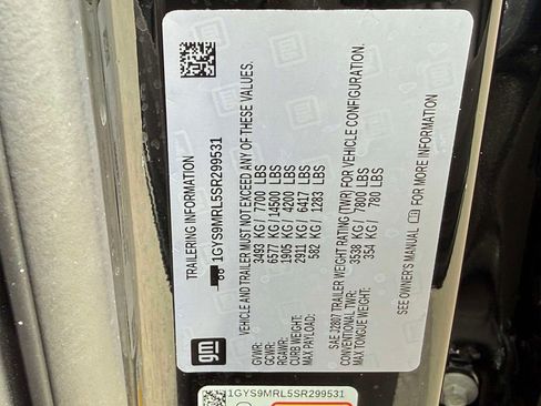 Used 2025 Cadillac Escalade ESV Premium Luxury Platinum image 35