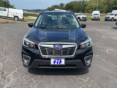 Used 2021 Subaru Forester Limited w/ Popular Package #3 AWD/4WD image 8