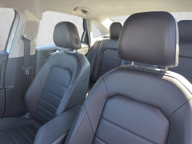 Used 2024 Volkswagen Jetta SE FWD image 18
