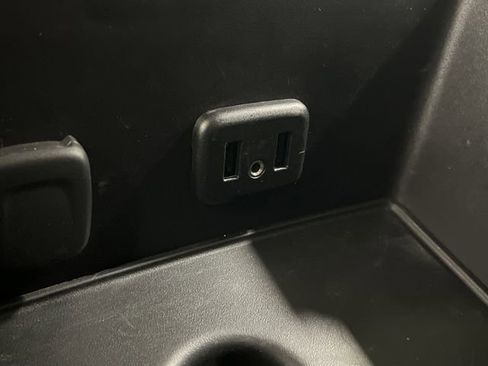 Used 2016 GMC Sierra 1500 SLE w/ SLE Value Package image 22