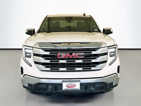 Used 2026 GMC Sierra 1500 SLE RWD image 2